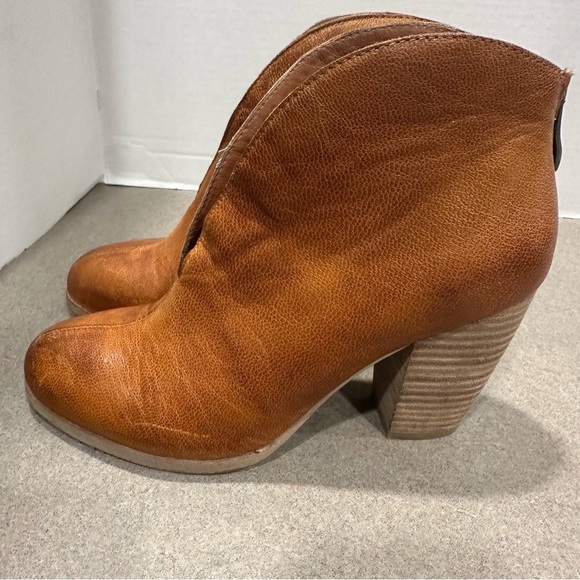 Anthropologie Antelope Tan High Cut Western High Heel  Boho Ankle Bootie Size 37 - Picture 8 of 12